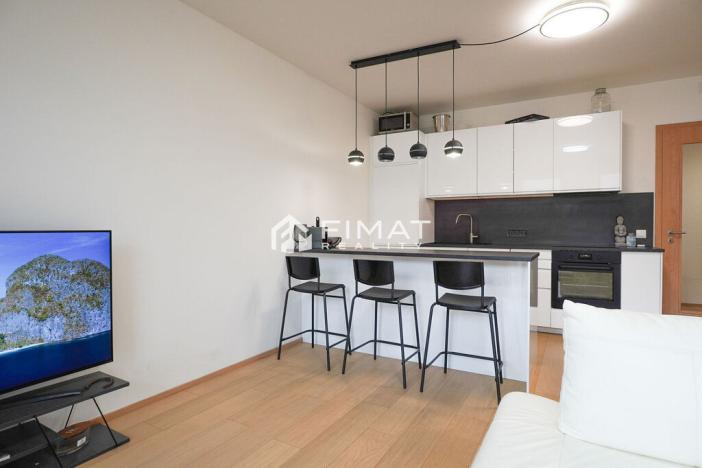 Pronájem bytu 2+kk, Praha - Modřany, Vrátnická, 55 m2