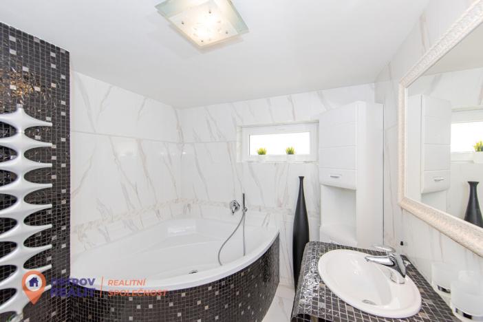 Prodej rodinného domu, Všemina, 286 m2