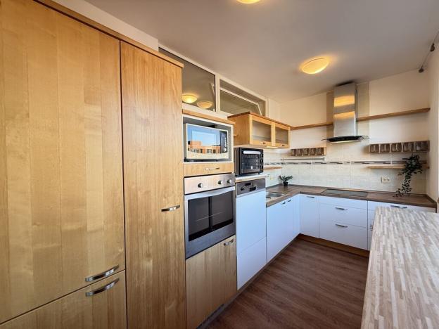 Pronájem bytu 3+1, Olomouc - Neředín, Stiborova, 70 m2