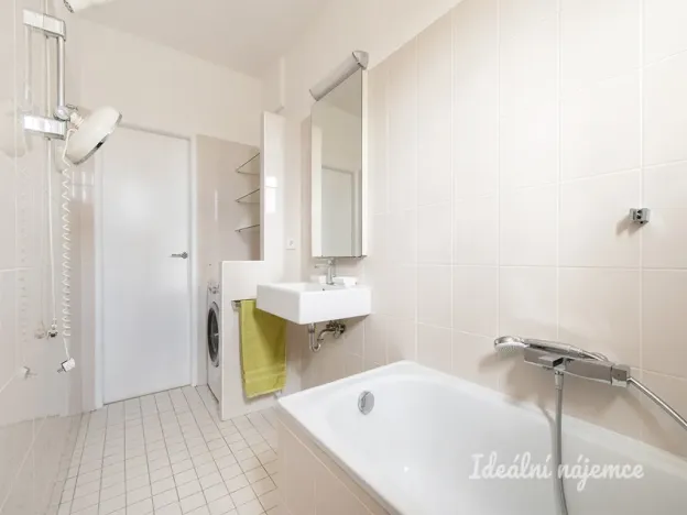 Pronájem bytu 2+1, Praha - Košíře, Pod Šmukýřkou, 61 m2