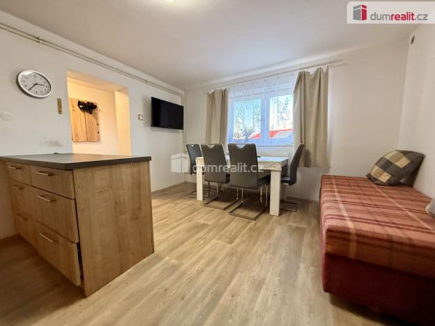 Prodej rodinného domu, Bánov, 95 m2