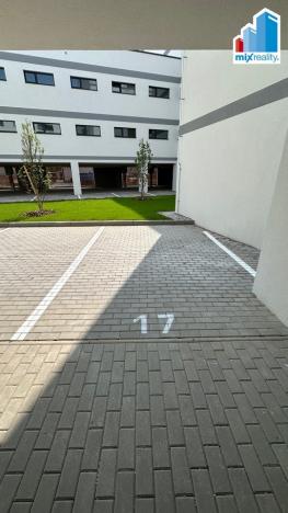 Pronájem garážového stání, Plzeň, Pilařská, 12 m2