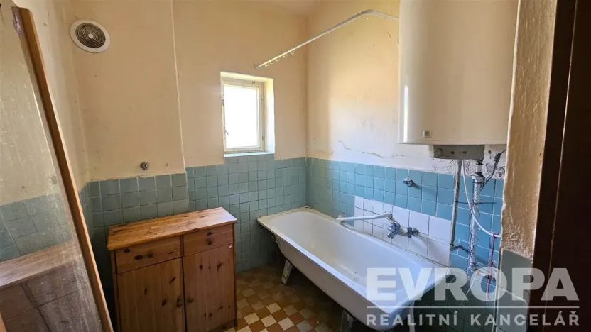 Prodej rodinného domu, Sobětuchy - Vrcha, 250 m2