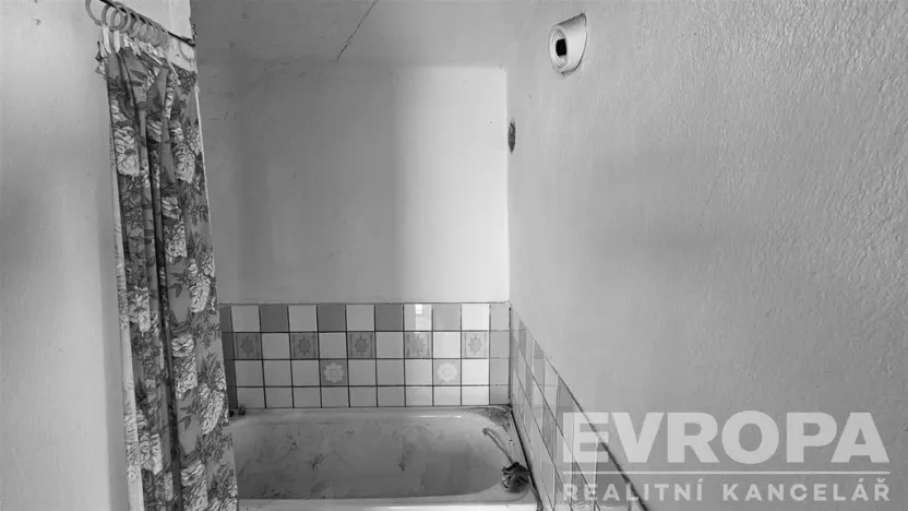 Prodej rodinného domu, Sobětuchy - Vrcha, 250 m2