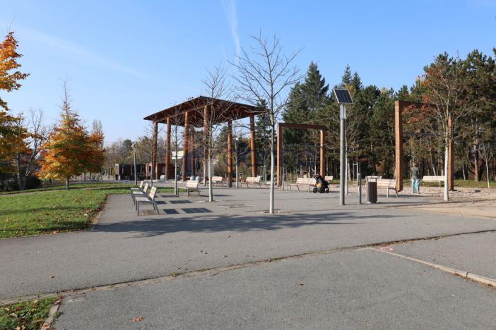 Pronájem bytu 2+kk, Praha - Malešice, Akademická, 56 m2