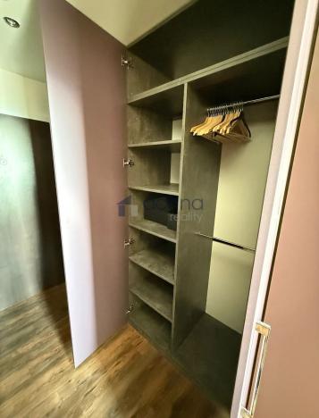 Pronájem bytu 2+kk, Praha, Třeboradická, 40 m2