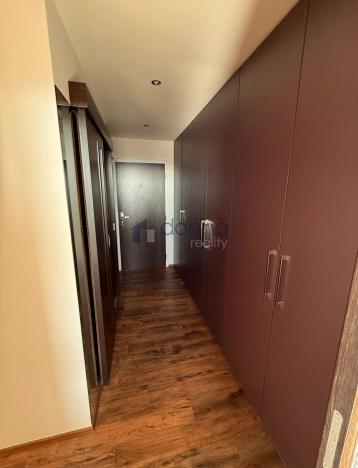 Pronájem bytu 2+kk, Praha, Třeboradická, 40 m2