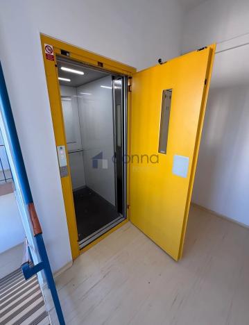 Pronájem bytu 2+kk, Praha, Třeboradická, 40 m2