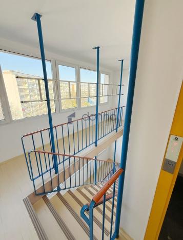 Pronájem bytu 2+kk, Praha, Třeboradická, 40 m2