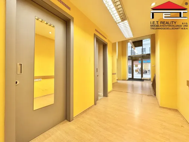 Pronájem obchodního prostoru, Brno, Orlí, 81 m2