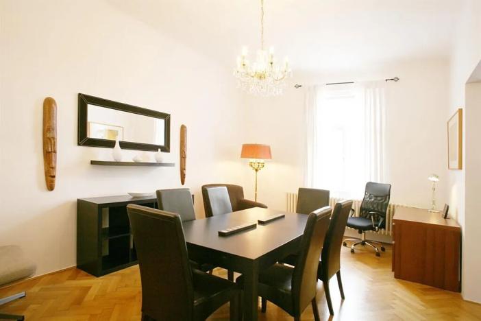 Pronájem bytu 4+1, Praha - Nové Město, Biskupská, 132 m2