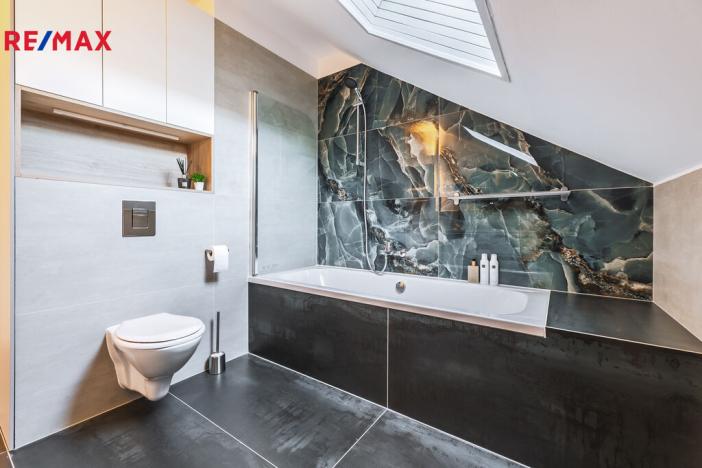 Pronájem bytu 3+kk, Praha - Satalice, Vinořská, 110 m2