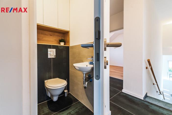 Pronájem bytu 3+kk, Praha - Satalice, Vinořská, 110 m2