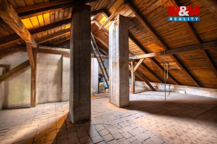 Prodej rodinného domu, Rakovník - Rakovník II, Komenského nám., 160 m2