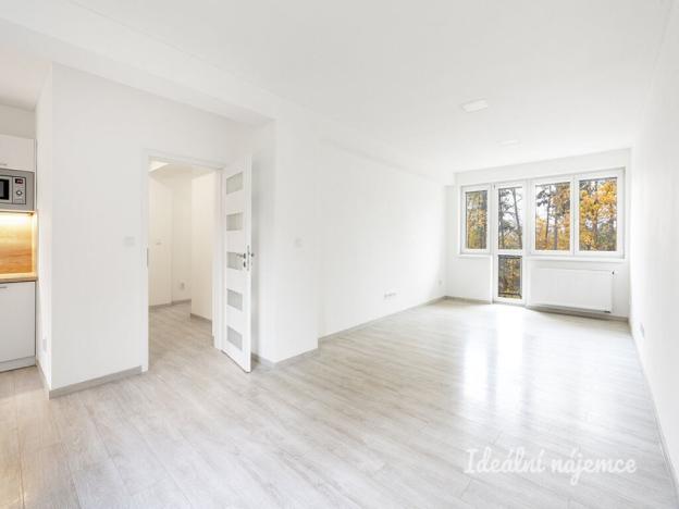 Pronájem bytu 3+1, Praha - Krč, Rosečská, 84 m2