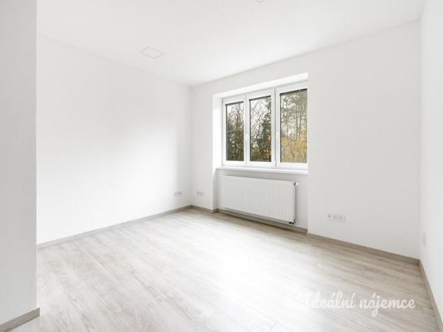 Pronájem bytu 3+1, Praha - Krč, Rosečská, 84 m2