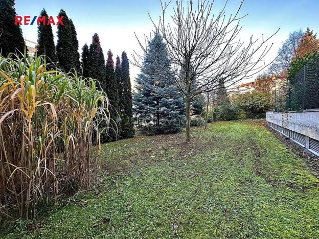 Pronájem obchodního prostoru, Praha - Košíře, Pod školou, 14 m2