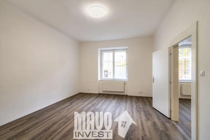 Prodej bytu 3+kk, Praha - Karlín, U invalidovny, 71 m2