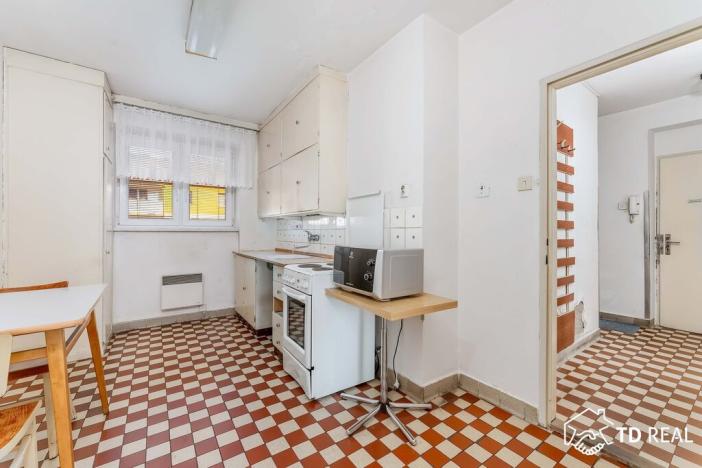 Prodej bytu 2+1, Oslavany, Letkovská, 52 m2