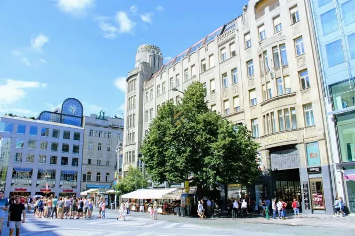 Pronájem obchodního prostoru, Praha - Nové Město, Václavské náměstí, 25 m2