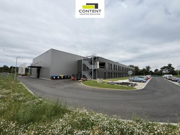 Prodej výrobních prostor, Mochov, U Mrazíren, 4977 m2