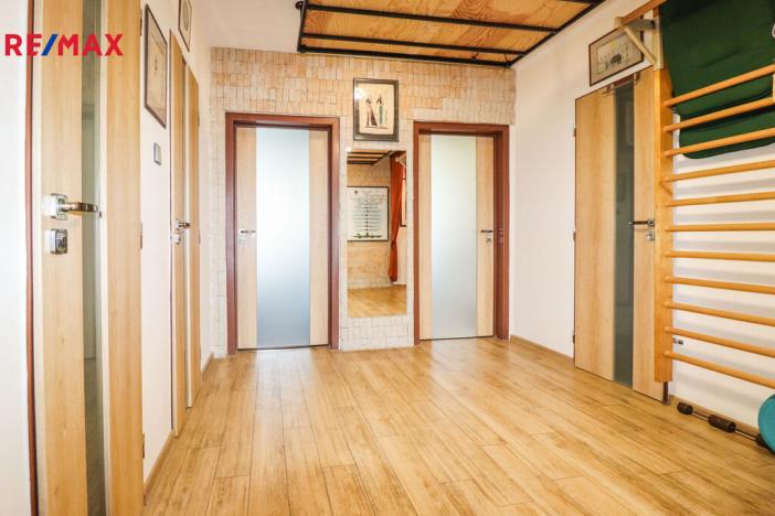 Prodej bytu 3+1, Praha - Chodov, Jažlovická, 75 m2