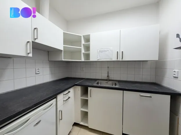 Pronájem kanceláře, Praha, Žerotínova, 100 m2