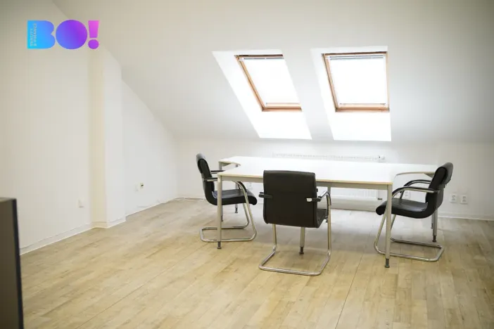 Pronájem kanceláře, Praha, Žerotínova, 47 m2