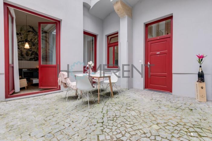 Pronájem bytu 2+kk, Praha - Karlín, Prvního pluku, 55 m2