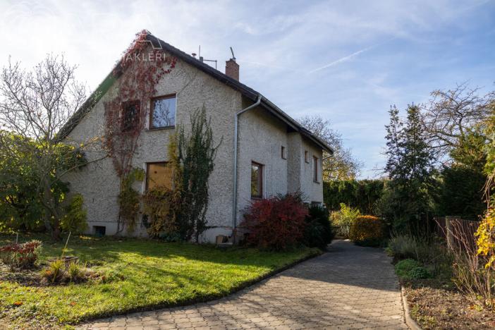 Prodej rodinného domu, Lety, Pražská, 167 m2