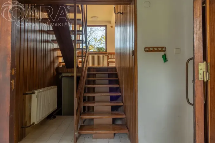 Prodej rodinného domu, Lety, Pražská, 167 m2