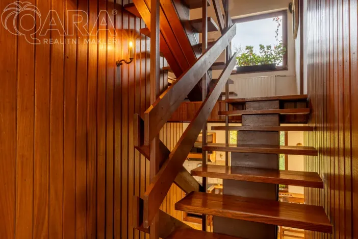 Prodej rodinného domu, Lety, Pražská, 167 m2