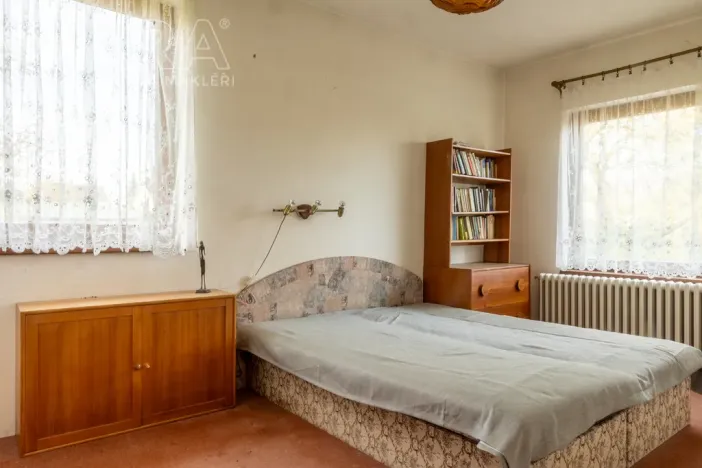 Prodej rodinného domu, Lety, Pražská, 167 m2