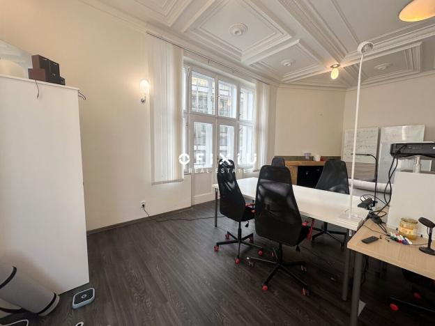 Pronájem kanceláře, Brno, Sukova, 52 m2