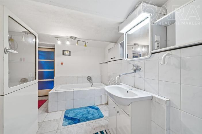 Prodej rodinného domu, Kojátky, 295 m2