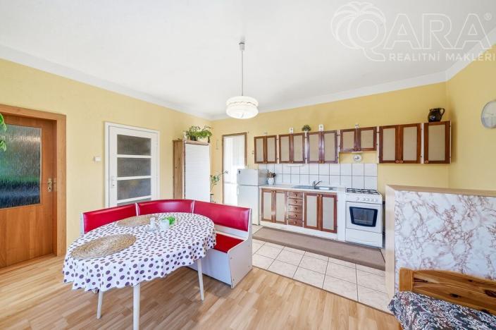 Prodej rodinného domu, Kojátky, 295 m2