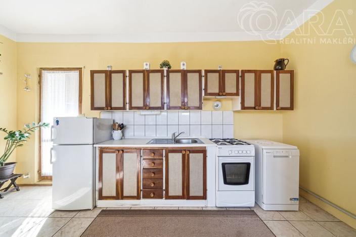 Prodej rodinného domu, Kojátky, 295 m2