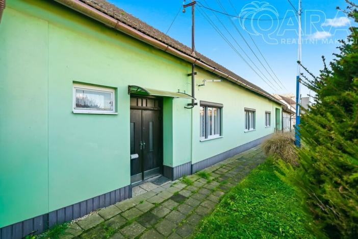 Prodej rodinného domu, Kojátky, 295 m2