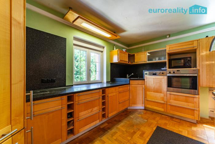 Prodej rodinného domu, Aš, Březová, 210 m2