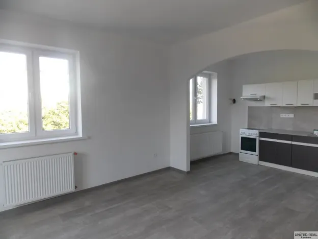 Pronájem bytu 2+kk, Pardubice - Popkovice, 68 m2