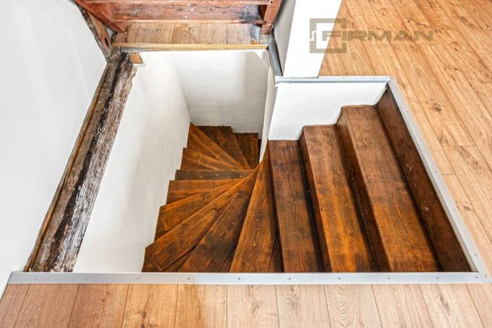 Prodej rodinného domu, Hora Svatého Šebestiána, 210 m2