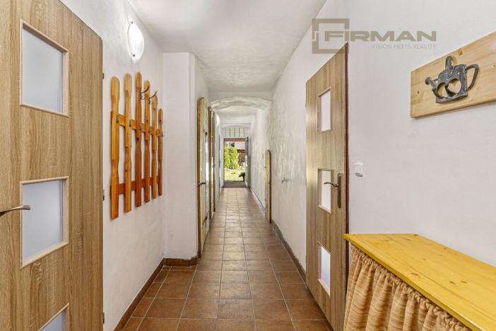 Prodej rodinného domu, Hora Svatého Šebestiána, 210 m2