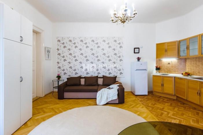 Pronájem bytu 2+kk, Praha - Nové Město, Mikulandská, 65 m2