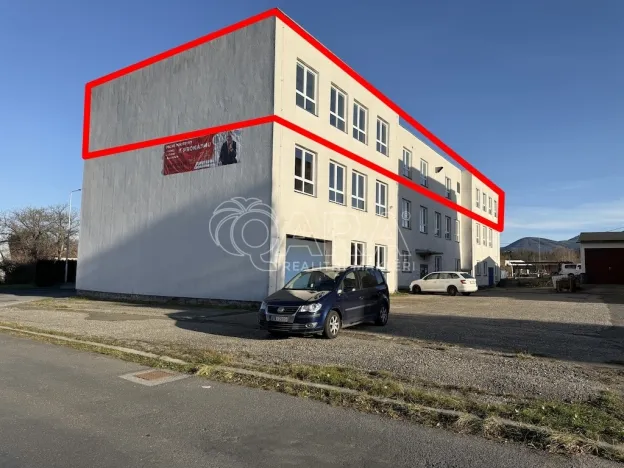 Pronájem skladu, Frenštát pod Radhoštěm, Martinská čtvrť, 484 m2