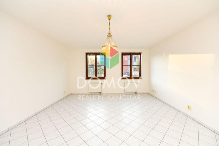 Pronájem bytu 1+kk, Beroun, Náměstí Joachima Barranda, 46 m2