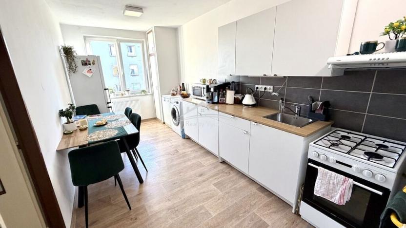 Prodej bytu 3+1, Humpolec, Mírová, 70 m2