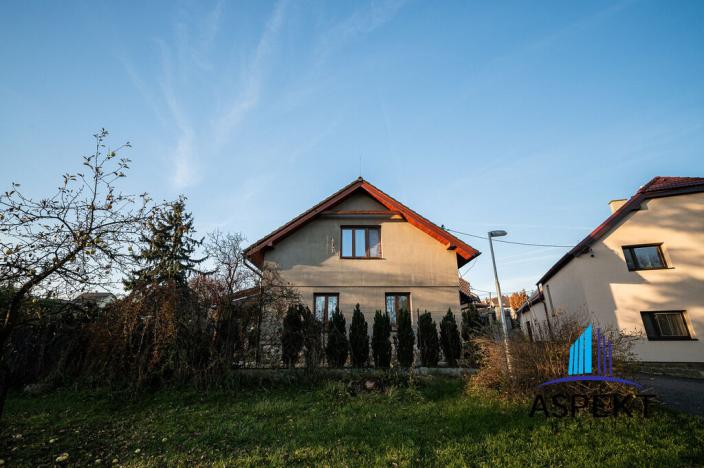 Prodej rodinného domu, Neumětely, V Chaloupkách, 220 m2