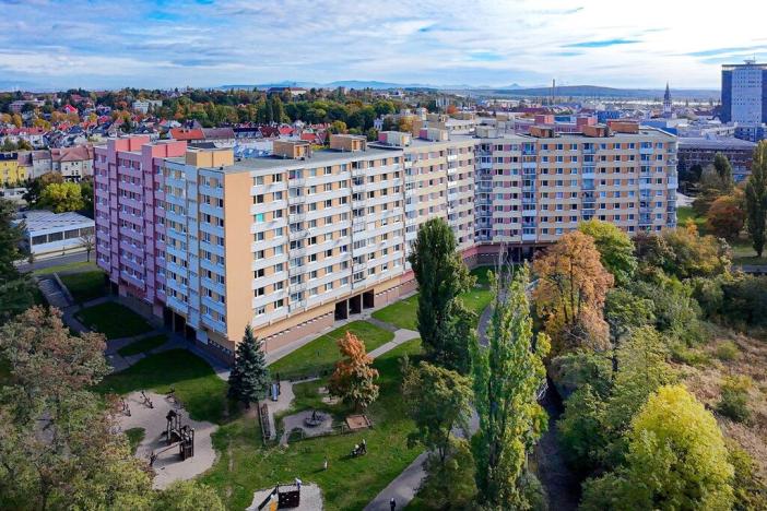 Prodej bytu 2+1, Chomutov, Bezručova, 67 m2