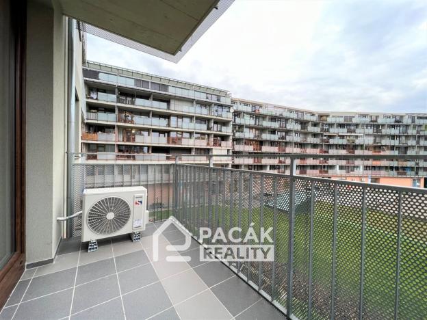 Pronájem bytu 1+kk, Olomouc, Šantova, 28 m2