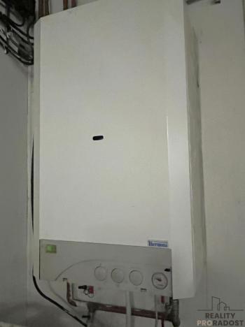 Pronájem obchodního prostoru, Tulešice, 201 m2